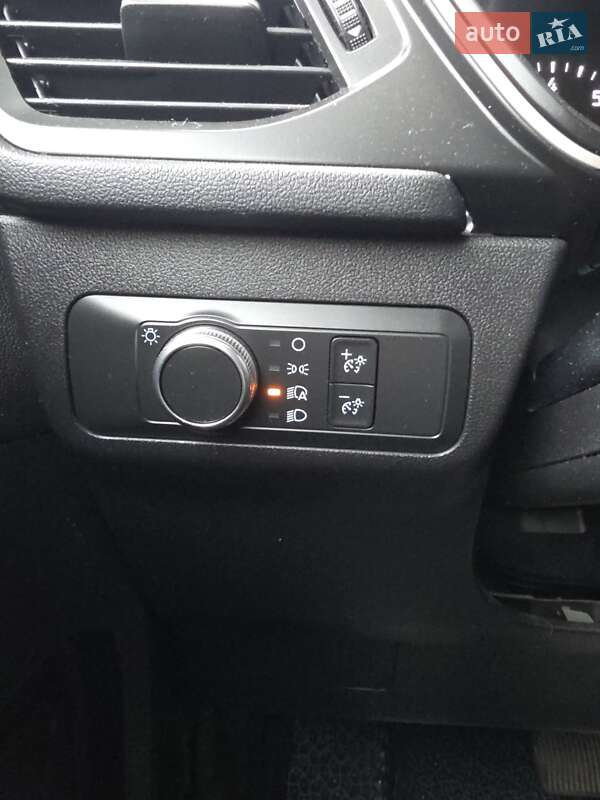 Внедорожник / Кроссовер Ford Escape 2020 в Днепре