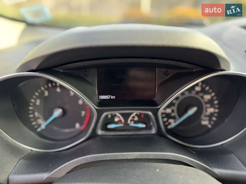 Внедорожник / Кроссовер Ford Escape 2017 в Шепетовке