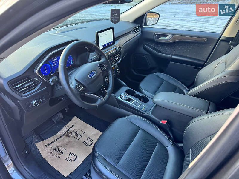 Позашляховик / Кросовер Ford Escape 2020 в Полтаві