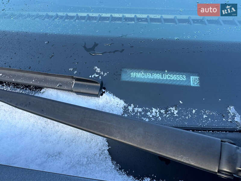 Позашляховик / Кросовер Ford Escape 2020 в Полтаві