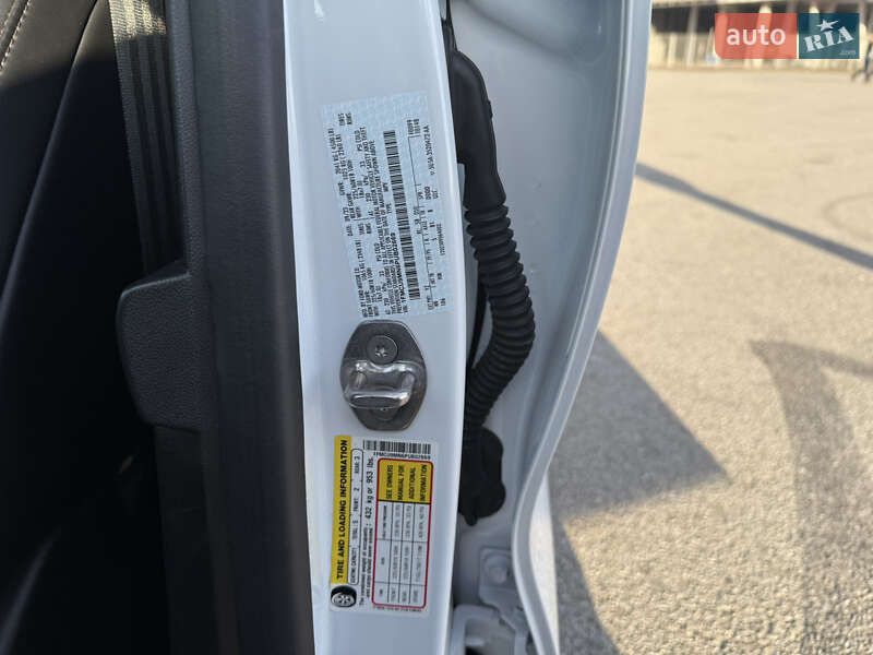 Внедорожник / Кроссовер Ford Escape 2023 в Львове