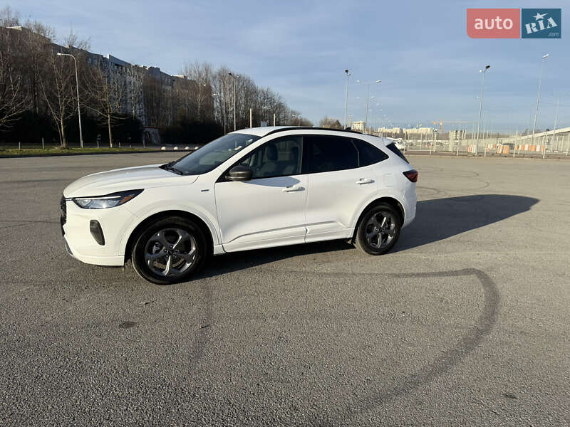 Внедорожник / Кроссовер Ford Escape 2023 в Львове