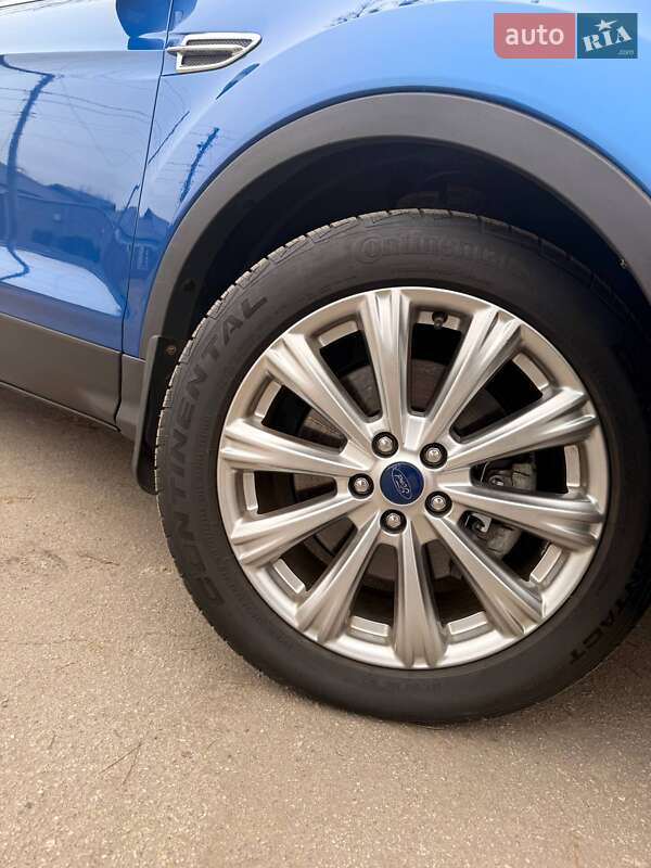 Позашляховик / Кросовер Ford Escape 2016 в Харкові