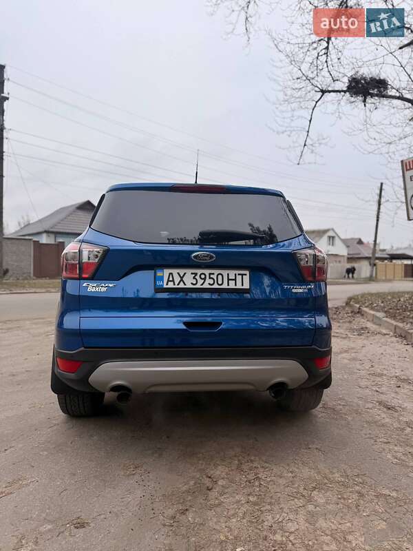 Позашляховик / Кросовер Ford Escape 2016 в Харкові