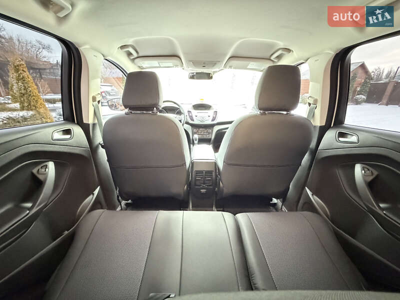 Позашляховик / Кросовер Ford Escape 2017 в Чернігові