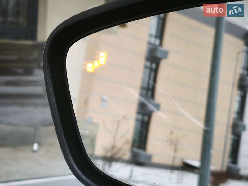 Внедорожник / Кроссовер Ford Escape 2022 в Киеве