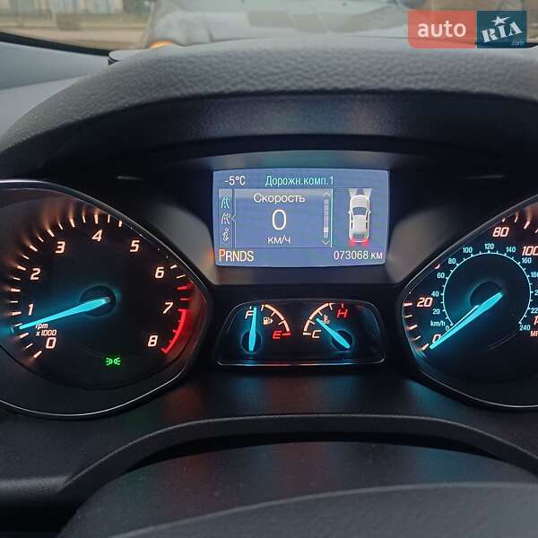 Внедорожник / Кроссовер Ford Escape 2015 в Киеве фото 6 Внедорожник / Кроссовер Ford Escape 2015 в Киеве