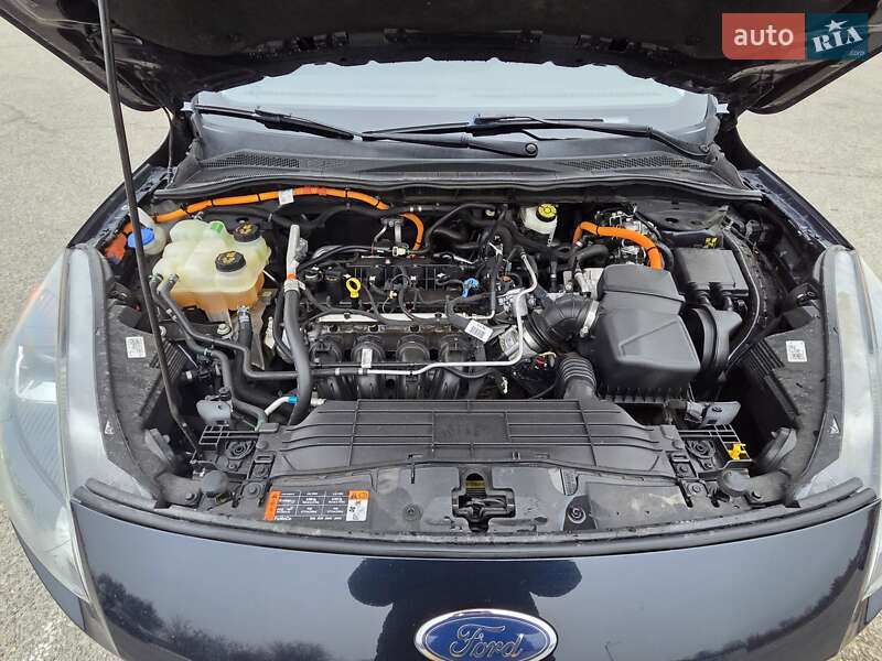 Позашляховик / Кросовер Ford Escape 2021 в Дніпрі