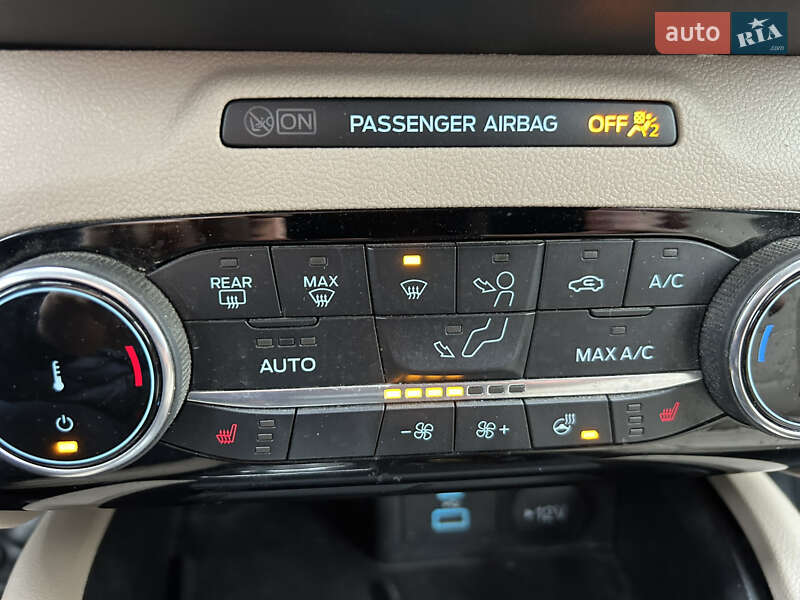 Позашляховик / Кросовер Ford Escape 2022 в Києві