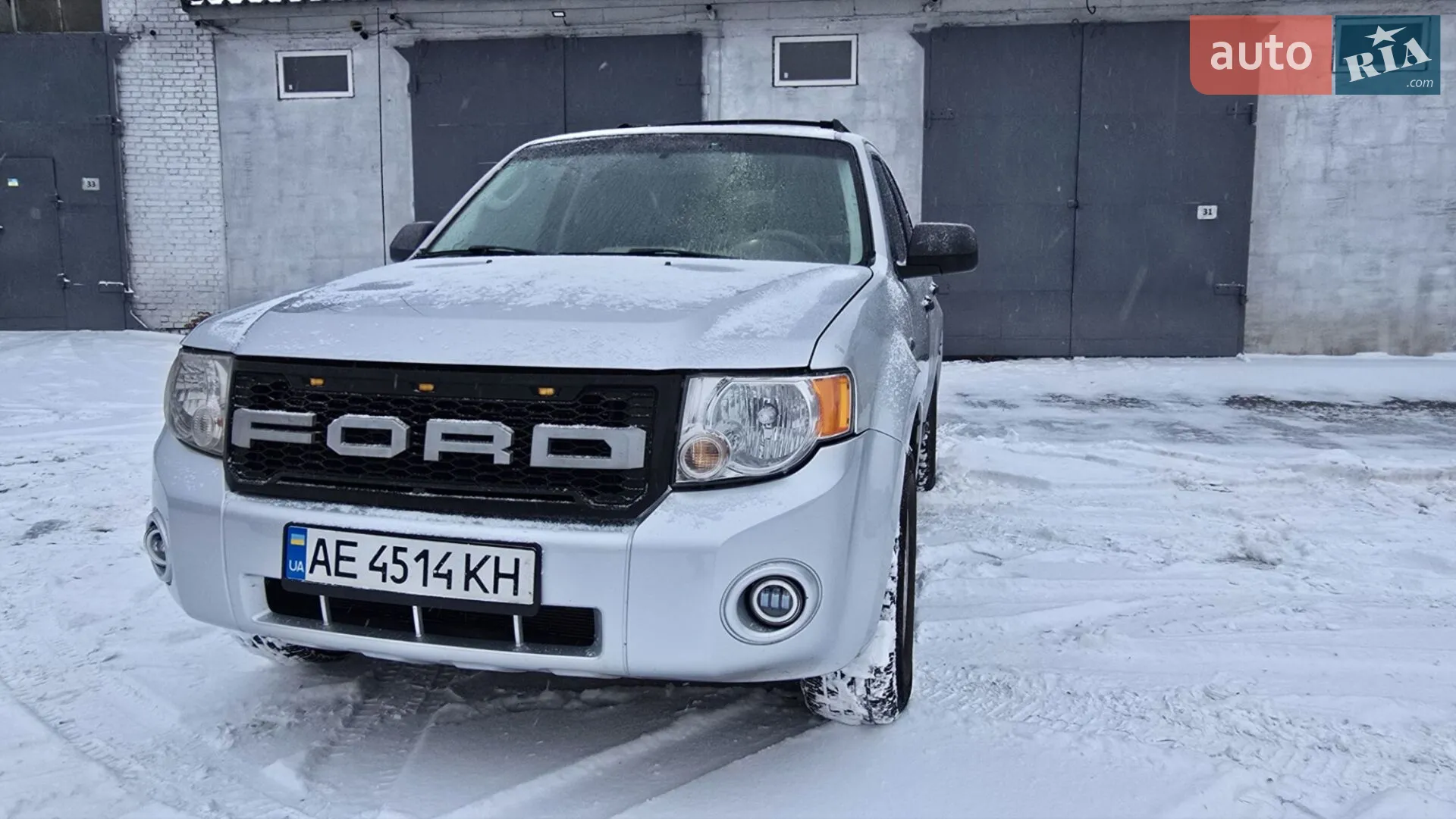 2010 Ford Escape - мініатюра 2