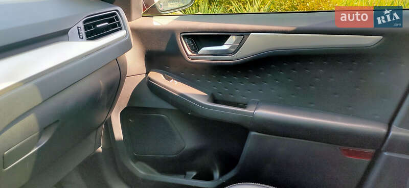 Позашляховик / Кросовер Ford Escape 2020 в Одесі