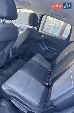 Внедорожник / Кроссовер Ford Escape 2014 в Ужгороде