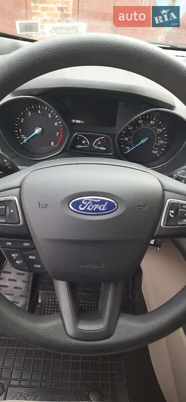 Позашляховик / Кросовер Ford Escape 2017 в Житомирі