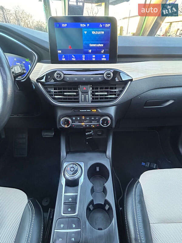 Позашляховик / Кросовер Ford Escape 2022 в Одесі