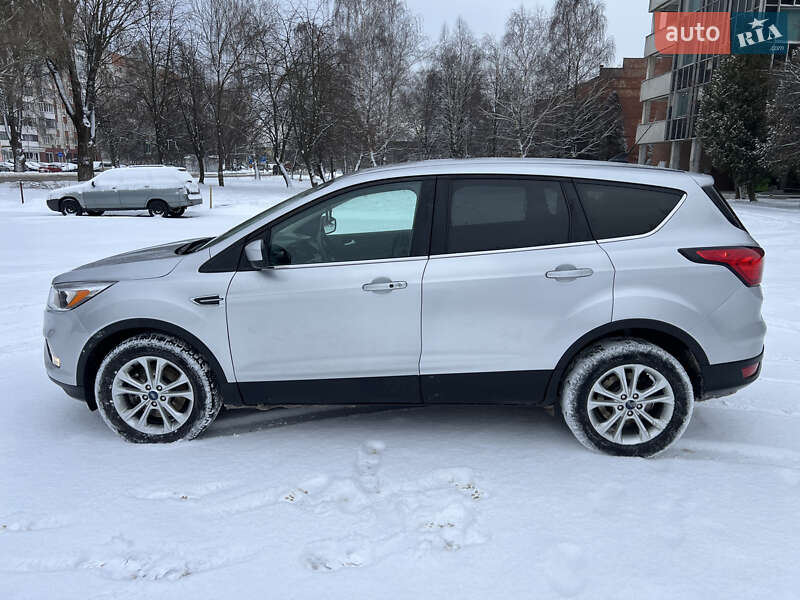 Внедорожник / Кроссовер Ford Escape 2019 в Львове