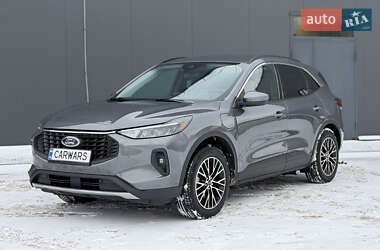 Внедорожник / Кроссовер Ford Escape 2023 в Киеве