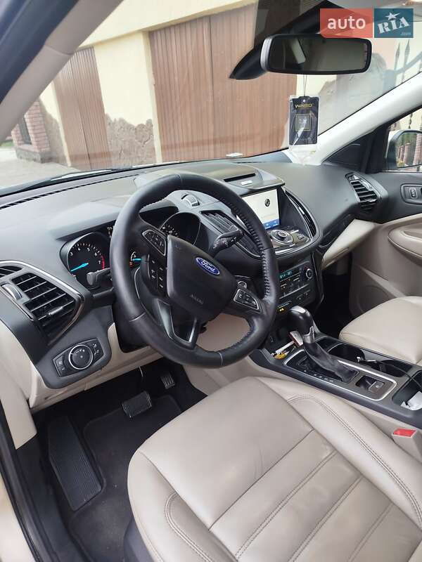 Внедорожник / Кроссовер Ford Escape 2016 в Львове фото 4 Внедорожник / Кроссовер Ford Escape 2016 в Львове
