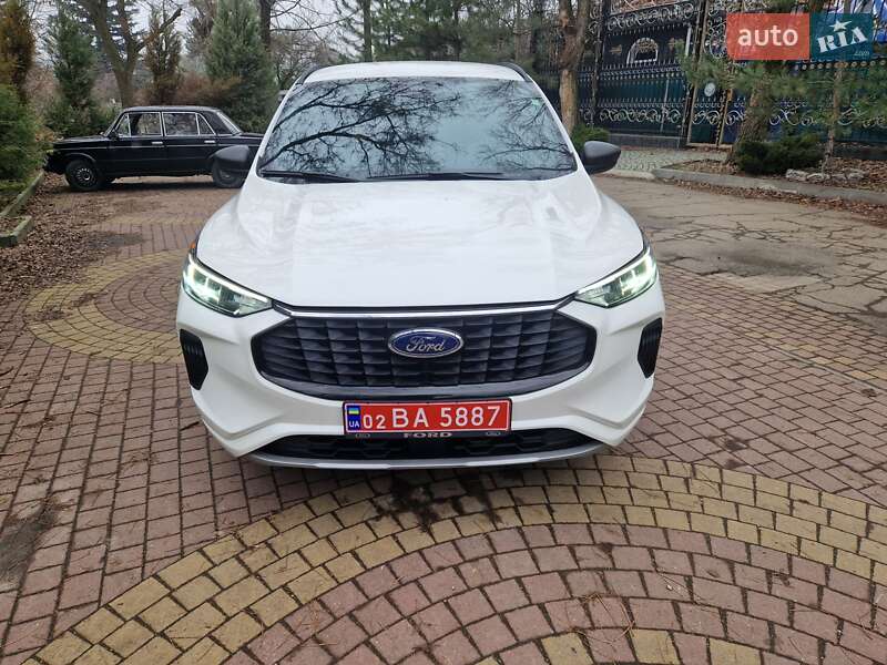 Позашляховик / Кросовер Ford Escape 2023 в Запоріжжі