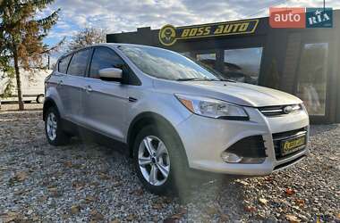 Позашляховик / Кросовер Ford Escape 2016 в Івано-Франківську
