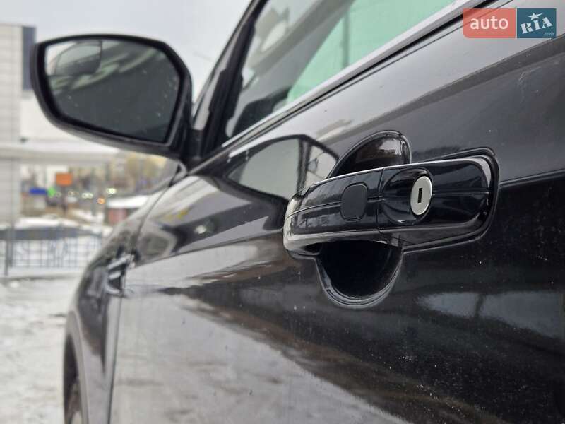 Внедорожник / Кроссовер Ford Escape 2018 в Киеве