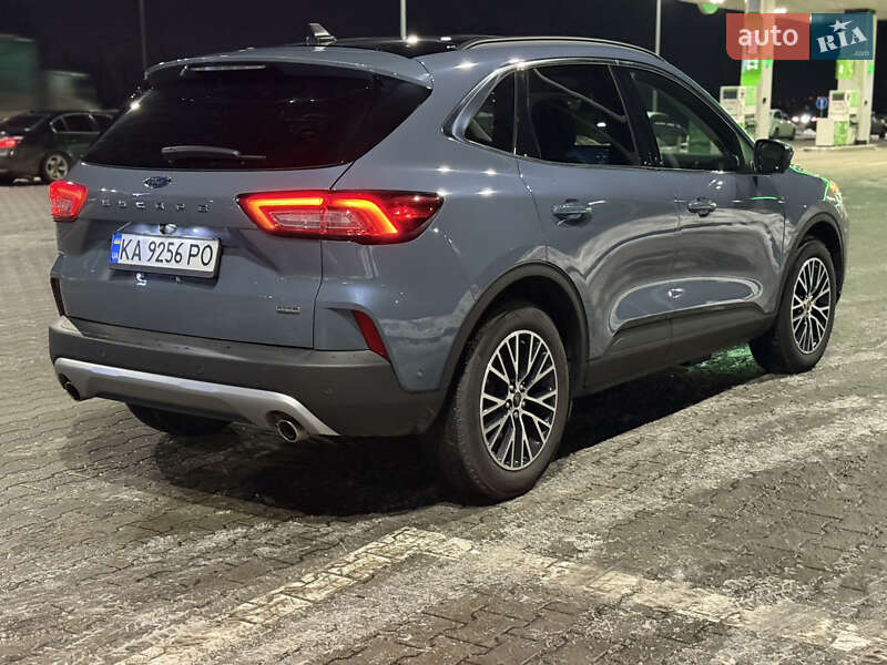Внедорожник / Кроссовер Ford Escape 2023 в Киеве