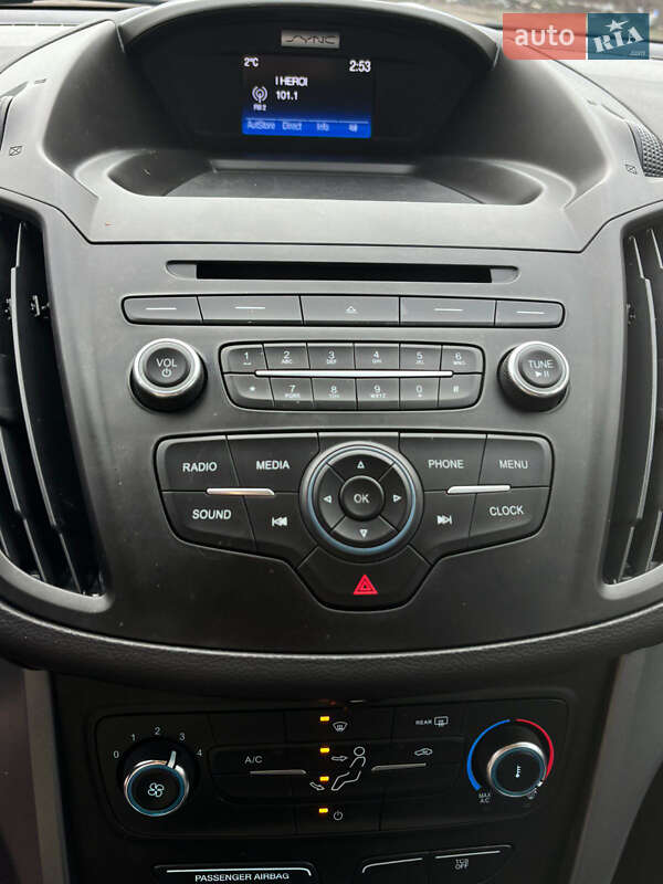 Позашляховик / Кросовер Ford Escape 2017 в Києві