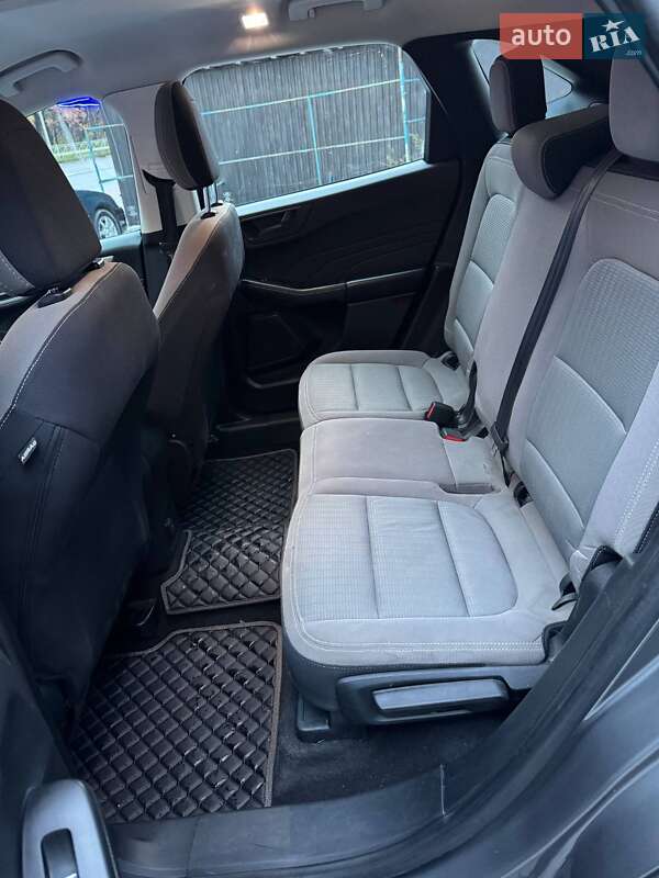 Внедорожник / Кроссовер Ford Escape 2021 в Тернополе