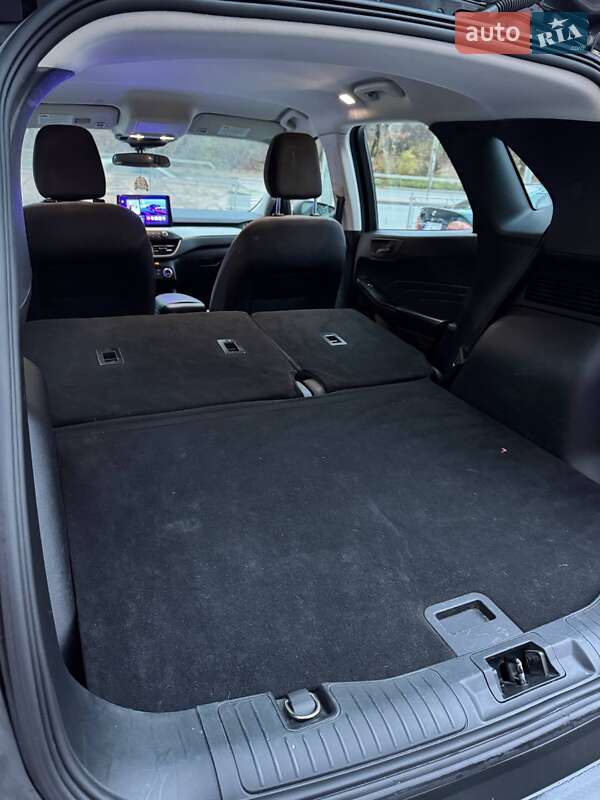 Внедорожник / Кроссовер Ford Escape 2021 в Тернополе