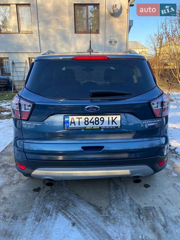 Позашляховик / Кросовер Ford Escape 2018 в Івано-Франківську