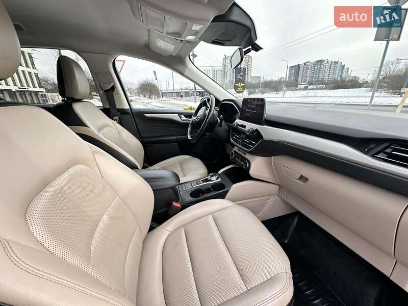 Внедорожник / Кроссовер Ford Escape 2021 в Львове фото 13 Внедорожник / Кроссовер Ford Escape 2021 в Львове