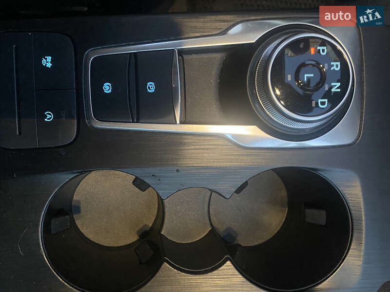 Позашляховик / Кросовер Ford Escape 2022 в Івано-Франківську