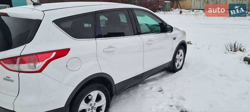 Внедорожник / Кроссовер Ford Escape 2014 в Радехове