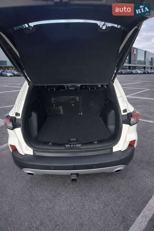 Внедорожник / Кроссовер Ford Escape 2022 в Городенке