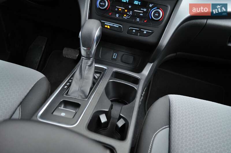 Позашляховик / Кросовер Ford Escape 2018 в Києві