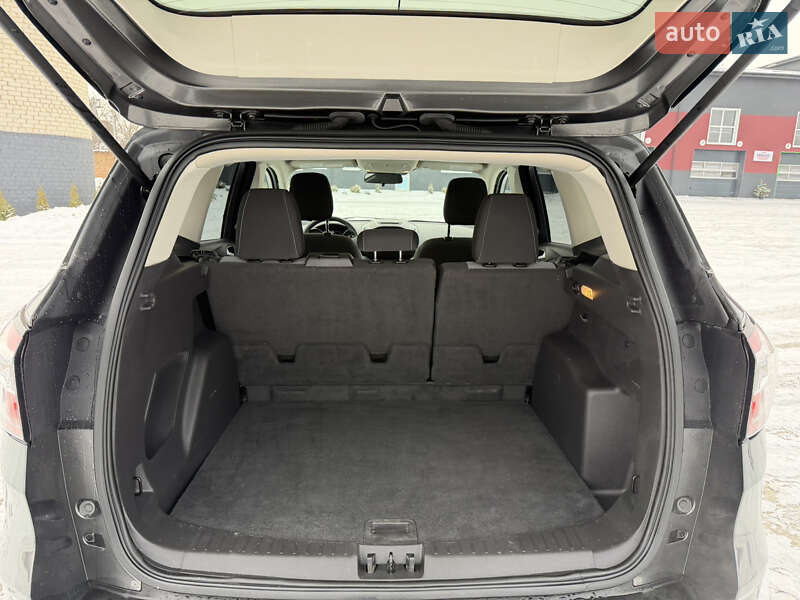 Внедорожник / Кроссовер Ford Escape 2018 в Дубно