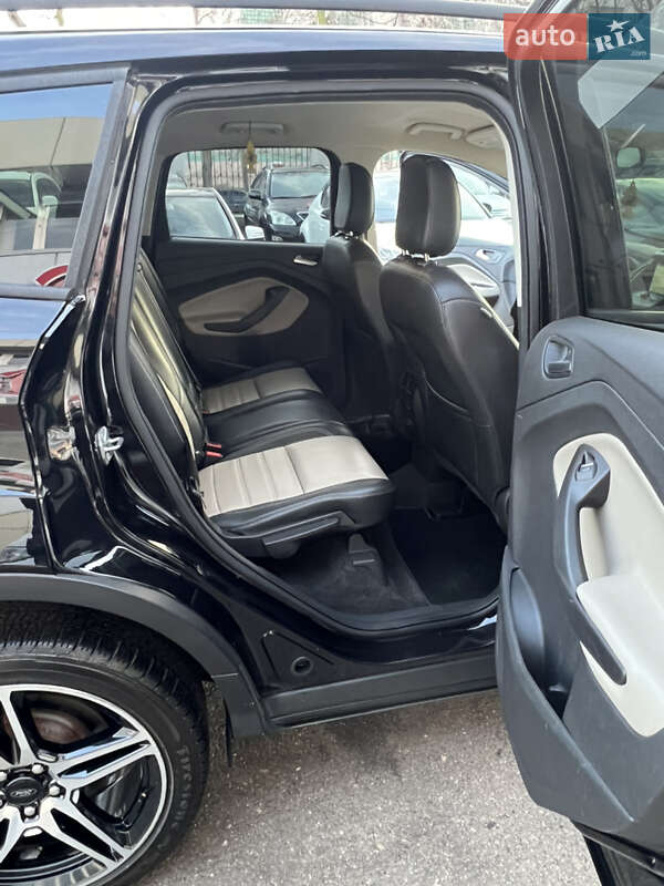 Внедорожник / Кроссовер Ford Escape 2018 в Одессе