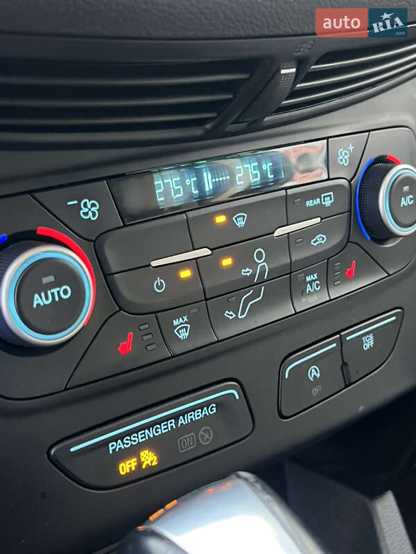 Внедорожник / Кроссовер Ford Escape 2018 в Одессе