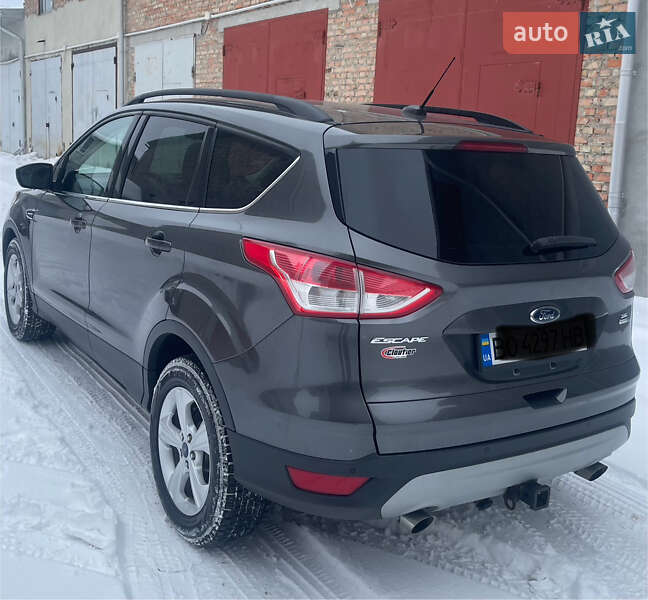 Внедорожник / Кроссовер Ford Escape 2015 в Тернополе