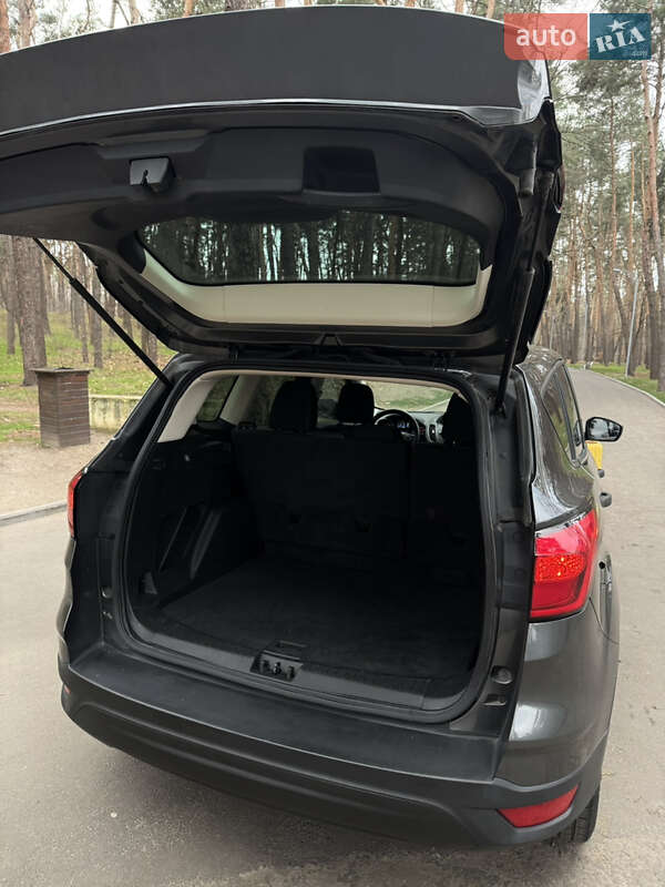 Позашляховик / Кросовер Ford Escape 2019 в Черкасах