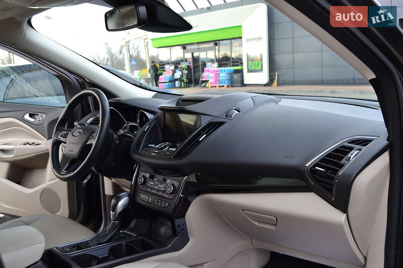 Позашляховик / Кросовер Ford Escape 2018 в Дрогобичі фото 137 Позашляховик / Кросовер Ford Escape 2018 в Дрогобичі