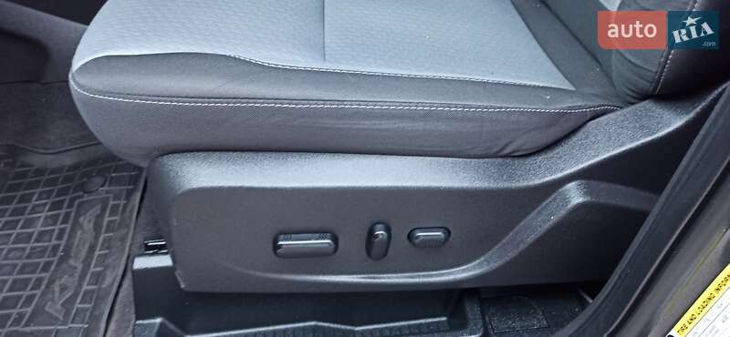 Внедорожник / Кроссовер Ford Escape 2019 в Житомире