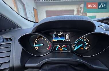 Внедорожник / Кроссовер Ford Escape 2015 в Долине