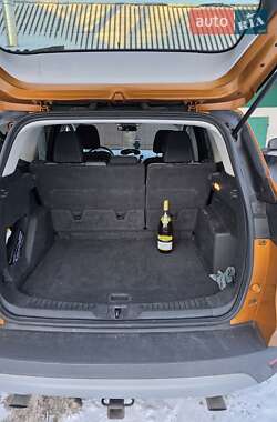 Внедорожник / Кроссовер Ford Escape 2015 в Долине