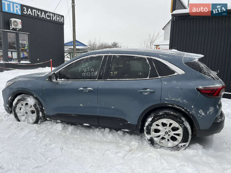Внедорожник / Кроссовер Ford Escape 2023 в Львове