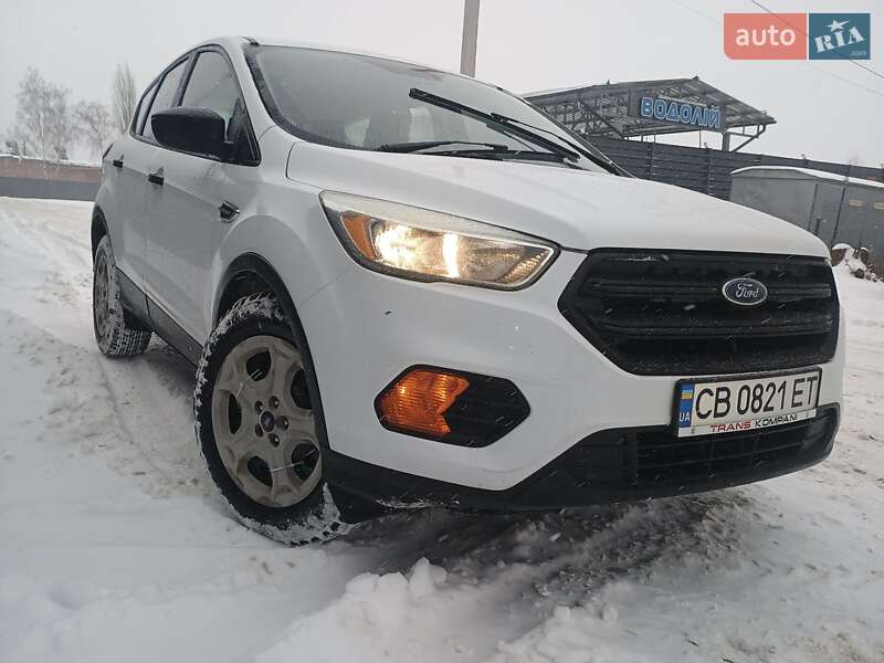 Позашляховик / Кросовер Ford Escape 2016 в Чернігові фото 2 Позашляховик / Кросовер Ford Escape 2016 в Чернігові
