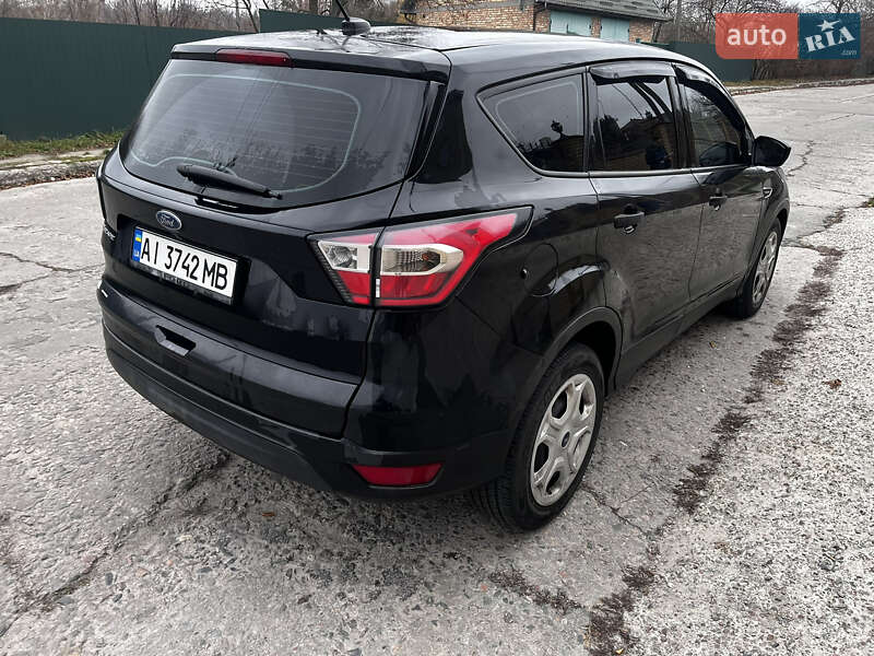 Внедорожник / Кроссовер Ford Escape 2016 в Обухове