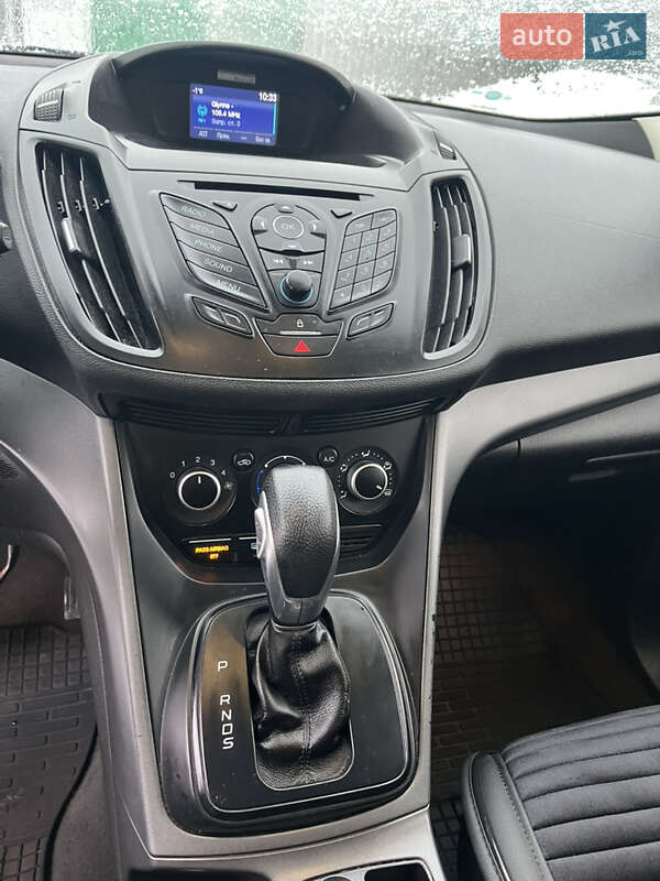 Внедорожник / Кроссовер Ford Escape 2014 в Изяславе