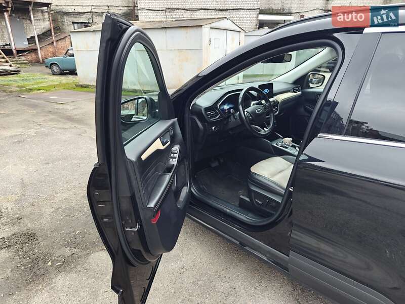 Позашляховик / Кросовер Ford Escape 2022 в Кременчуці