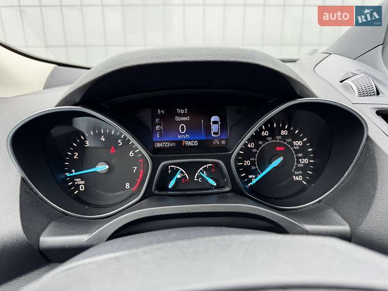 Позашляховик / Кросовер Ford Escape 2017 в Сарнах