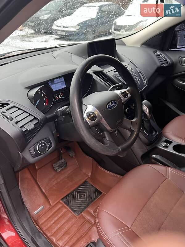 Позашляховик / Кросовер Ford Escape 2015 в Києві